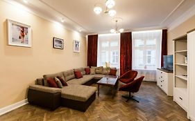 Vintage Poselska Apartment